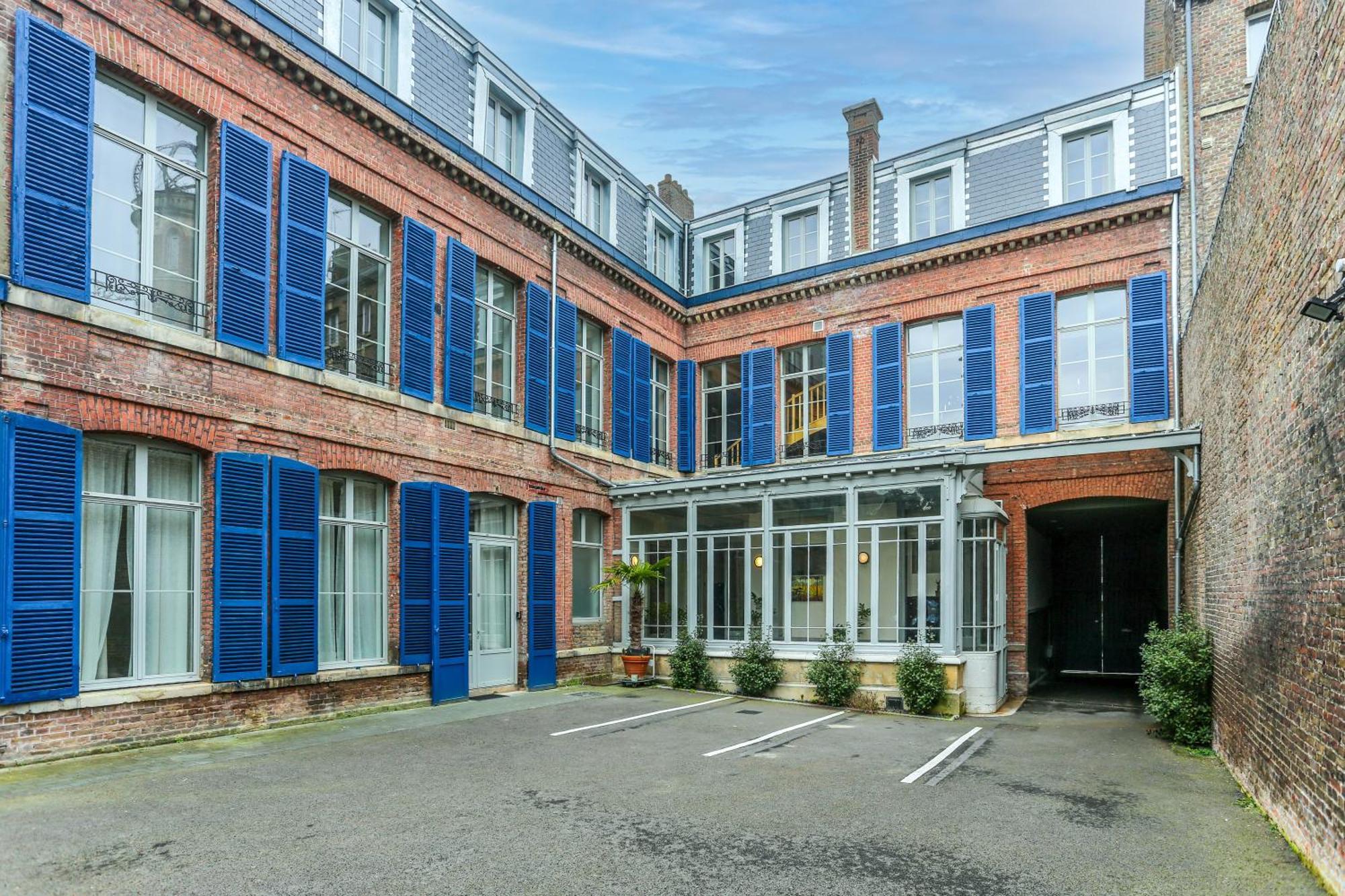 Le Jules Verne - Cour Et Parking Prive Appartement *